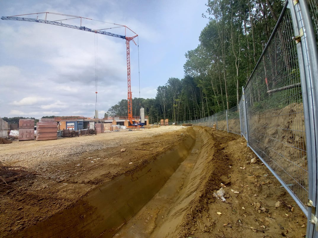 Heras clôtures de chantier pour Houben